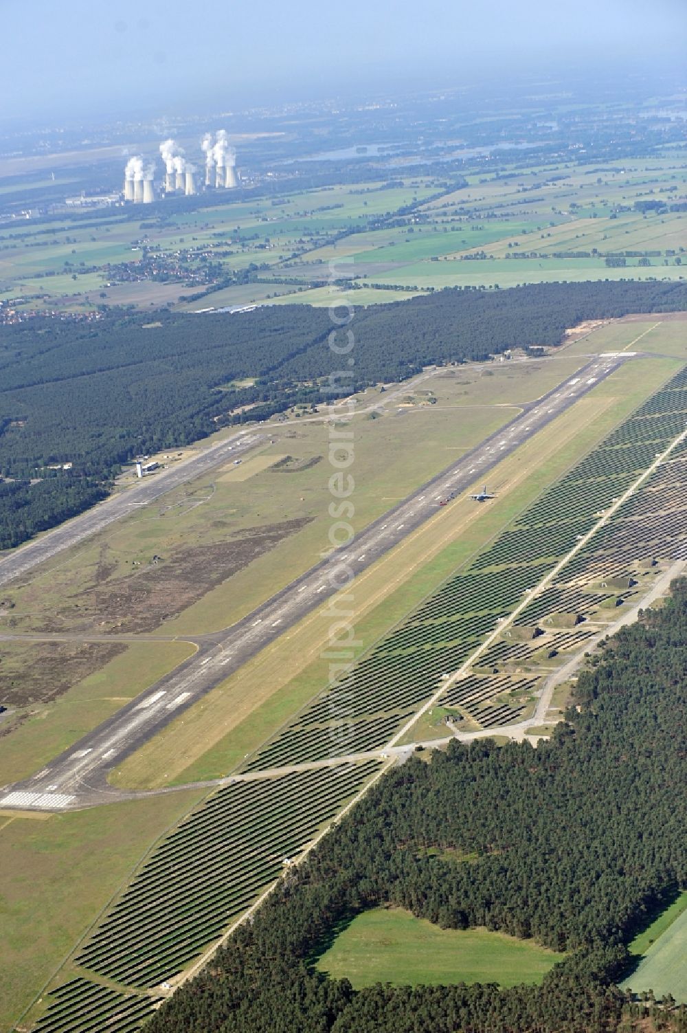 Aerial image Drewitz - Solar power station on Cottbus-Drewitz Airport