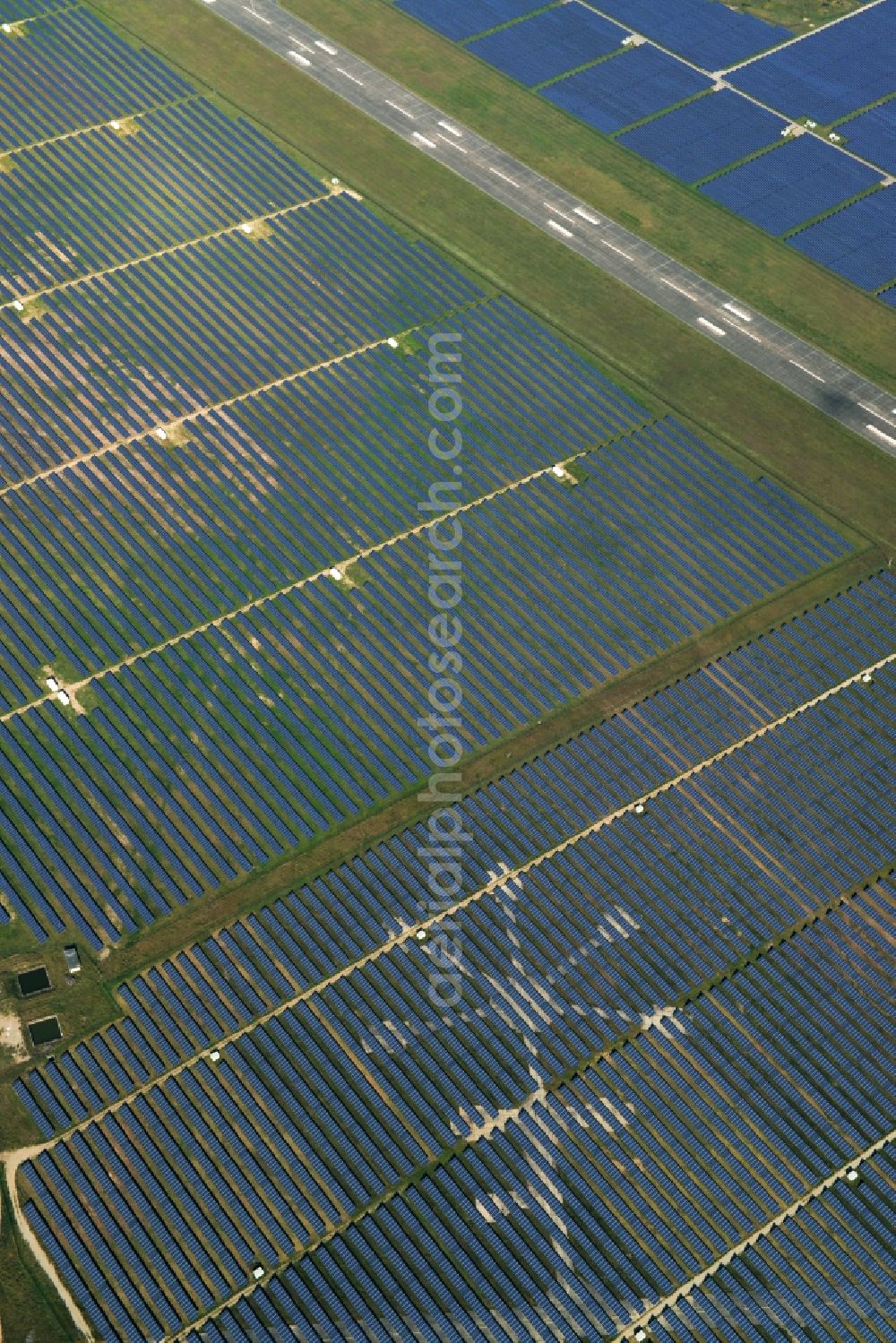 Aerial image Neuhardenberg - Solar Park - Solar power plant and photovoltaic system BaySolar Projekt GmbH on the site of the airfield Neuhardenberg in Brandenburg. http://