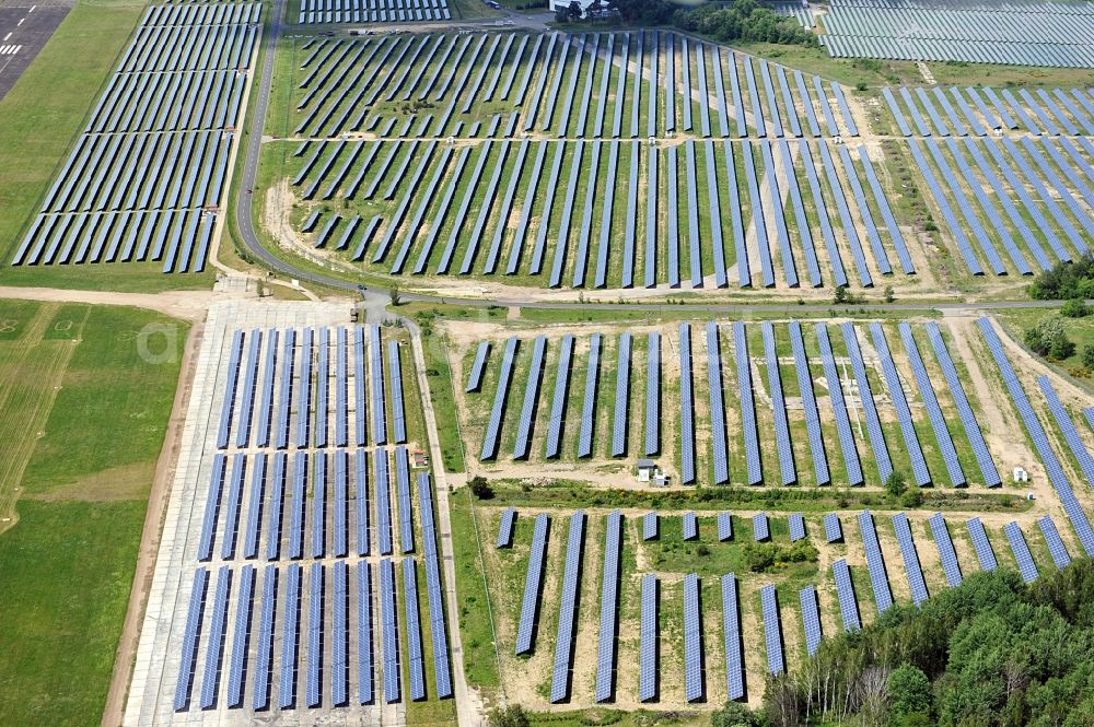 Aerial photograph Falkenberg / Elster - Solar power station in Falkenberg-Lönnewitz Airport