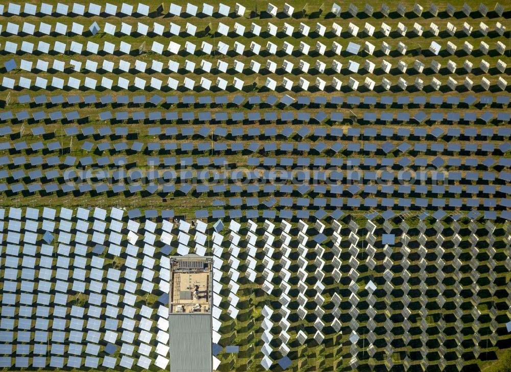 Jülich from the bird's eye view: Solar thermal power plant with experimental solar tower in Jülich in the state of North Rhine-Westphalia