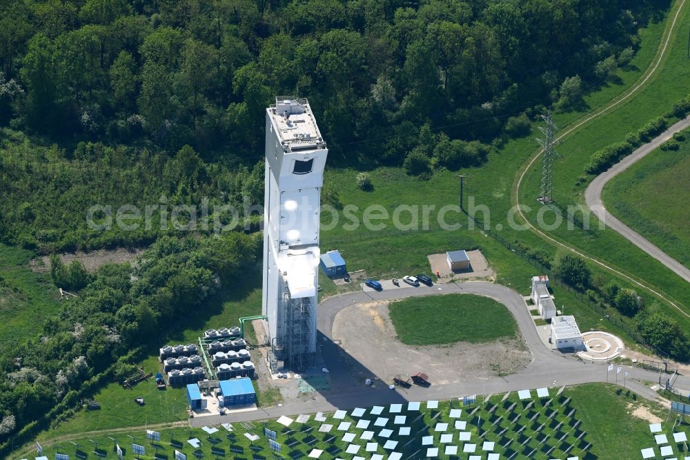 Jülich from above - Panel line up of the Photovoltaik arrangement and solar park or solar-thermal test power station with solar tower in Juelich in the federal state North Rhine-Westphalia, Germany