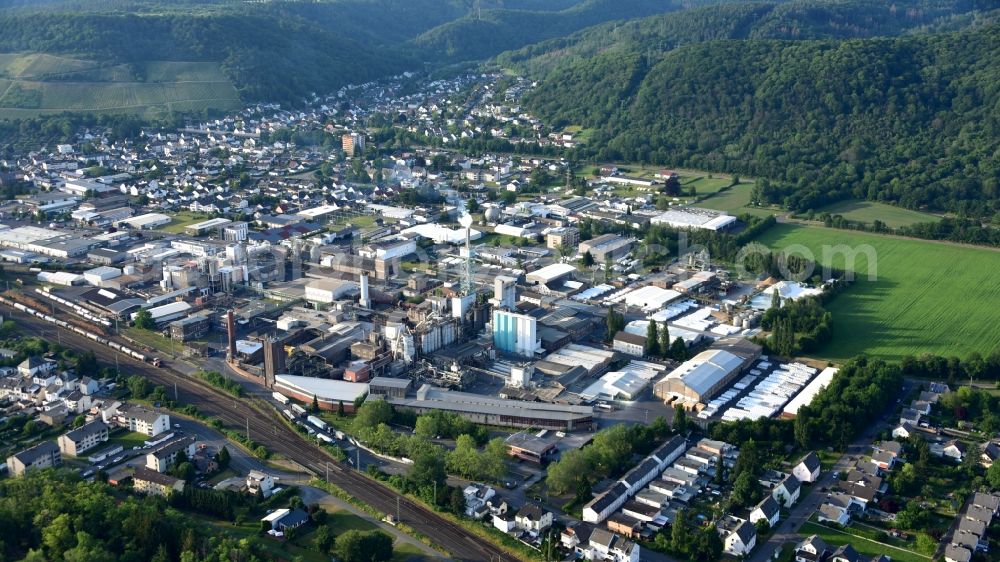 Aerial photograph Bad Hönningen - Solvay factory in Bad Hoenningen in the state Rhineland-Palatinate, Germany