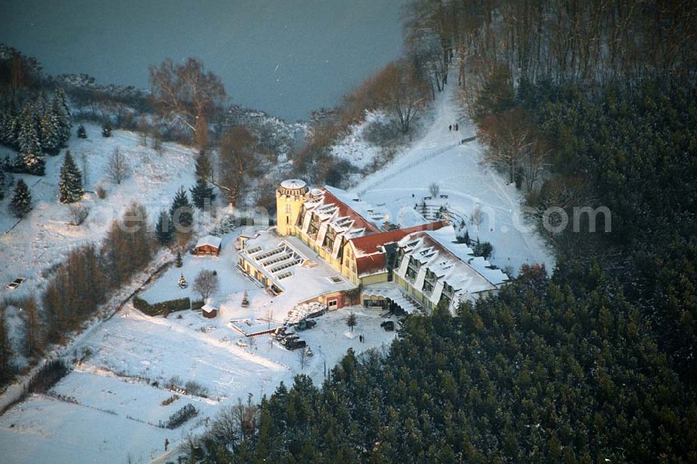 Aerial image Sommerfeld / BRB - .Ringhotel am See an der Beetzer Straße 1a in 16766 Sommerfeld.Ringhotel am See - Sommerfeld.Hotelbetriebs GmbH Beetzer Straße 1a,D-16766 Kremmen / Ortsteil Sommerfeld,Fon: +49 (0) 33 055 - 970,info@hotelsommerfeld.de