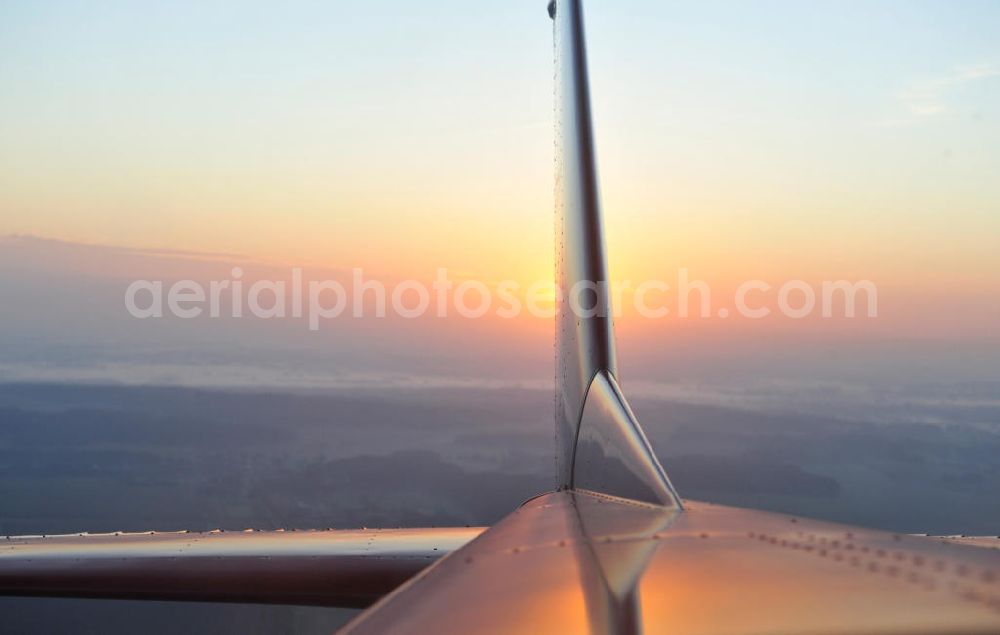 Aerial photograph Heiligenfeld - Blick aus einer Cessna 172 der Agentur euroluftbild.de D-EGYC auf den Sonnenaufgang bei Heiligenfelde in Sachsen-Anhalt. View out of a Cessna 172 at the sunrise near by Heiligenfelde in Saxony Anhalt.