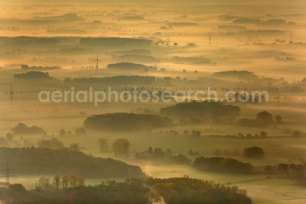 Aerial photograph Hamm - Sunrise over the scenery of the eastern edge of town with farms and farming communities in Hamm in North Rhine-Westphalia