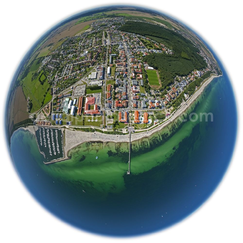 Aerial image Kühlungsborn - Fish- eye - motiv of Sunbathing, swimming and relaxing on the Baltic Sea - beach in Kuehlungsborn in Mecklenburg-Western Pomerania