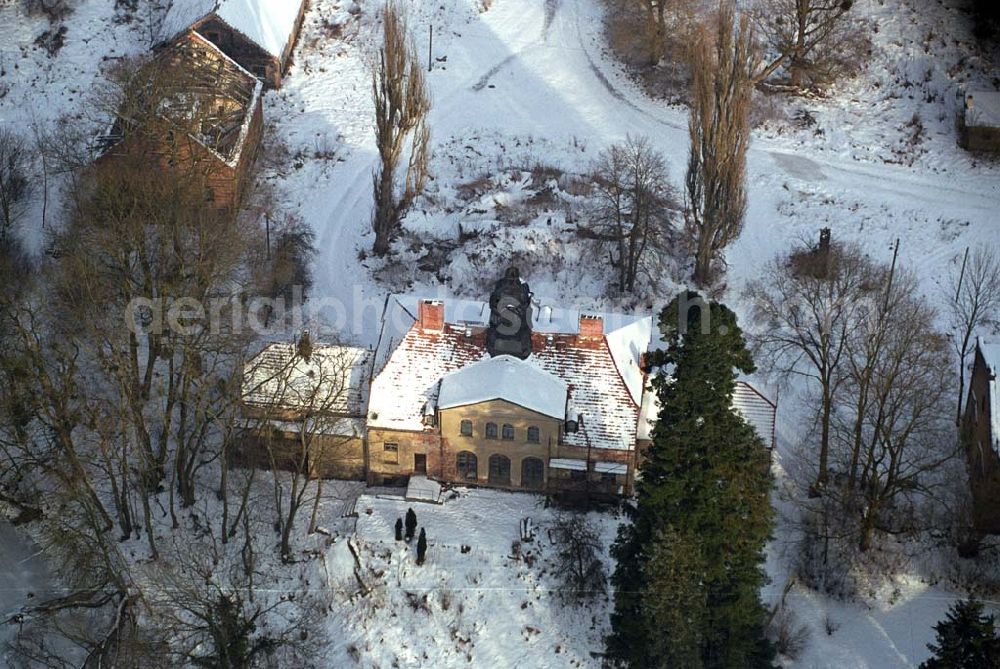 Sonnenburg / Brandenburg from above - 24.01.2006 : Sonnenburg bei Bad Freienwalde.Blick auf den ehemaligen Landsitz Hermann Görings inmitten der Ortschaft von Sonnenburg.