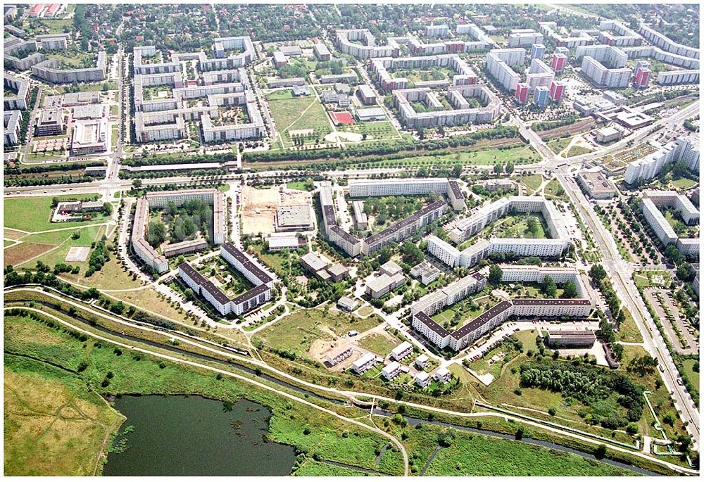 Aerial image Berlin - Mahlsdorf (zu Hellersdorf) - Planungsfläche einer neuen Wohnsiedlung an der Landsberger Straße / Kaulbachstraße der DEGEWO in Mahlsdorf-Nord (Berlin-Hellersdorf).