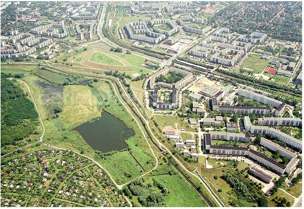 Aerial photograph Berlin - Mahlsdorf (zu Hellersdorf) - Planungsfläche einer neuen Wohnsiedlung an der Landsberger Straße / Kaulbachstraße der DEGEWO in Mahlsdorf-Nord (Berlin-Hellersdorf).