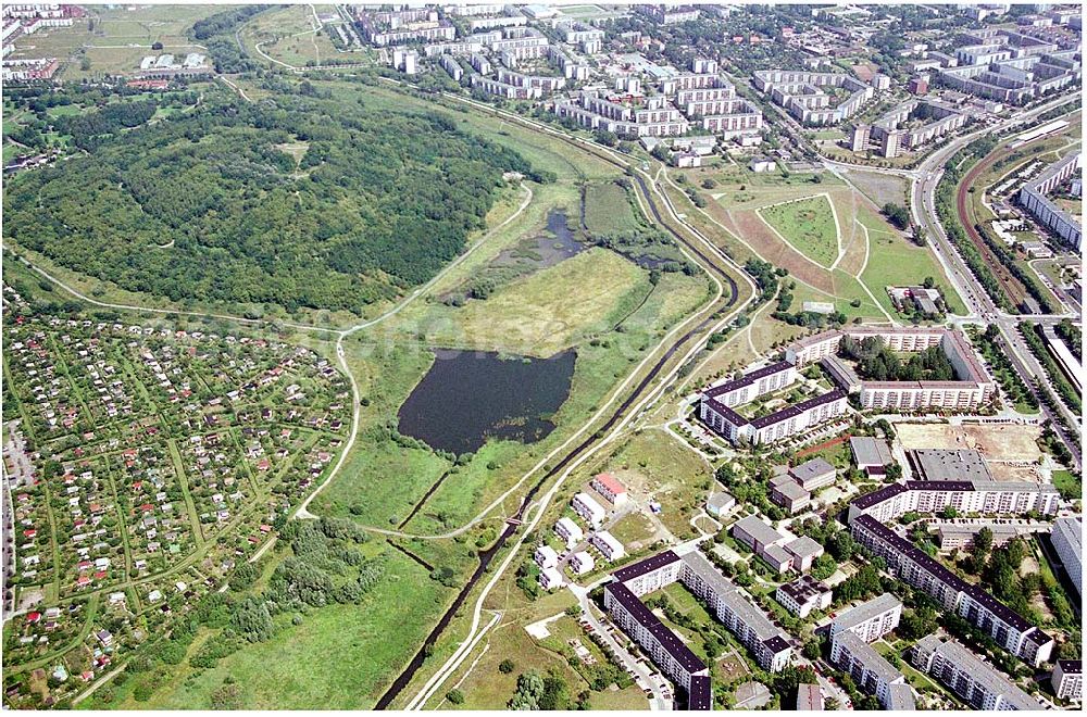 Aerial photograph Berlin - Mahlsdorf (zu Hellersdorf) - Planungsfläche einer neuen Wohnsiedlung an der Landsberger Straße / Kaulbachstraße der DEGEWO in Mahlsdorf-Nord (Berlin-Hellersdorf).