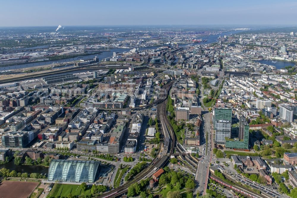 Aerial image Hamburg - Construction site to build a new multi-family residential complex Nagelsweg - Sonninstrasse in Hamburg, Germany