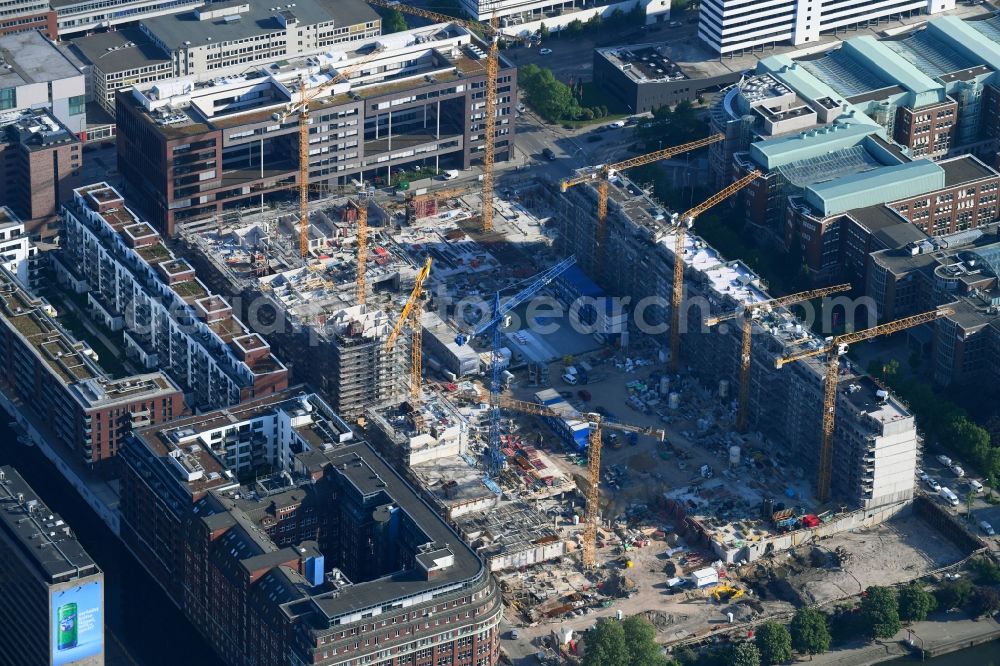 Hamburg from above - Construction site to build a new multi-family residential complex Nagelsweg - Sonninstrasse in Hamburg, Germany