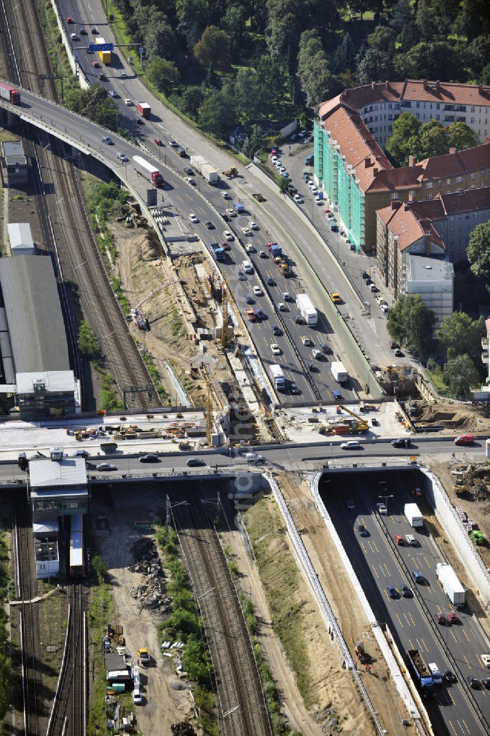 Aerial photograph Berlin - Baustelle Autobahn-Brücke Spanauer Damm. Construction site motorway / highway bridge Spandauer Damm.