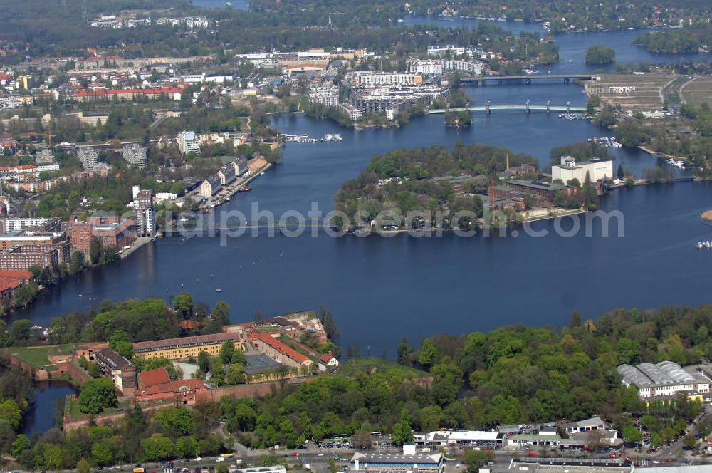 Aerial image Berlin - Blick auf die Spandauer Zitadelle, einer der bedeutendsten und besterhaltenen Renaissancefestungen Europas mit Museum und großem Veranstaltungsbereich für Konzerte. View of Spandau Citadel, one of the most important and best preserved Renaissance fortresses in Europe with a museum and a large event area for concerts.