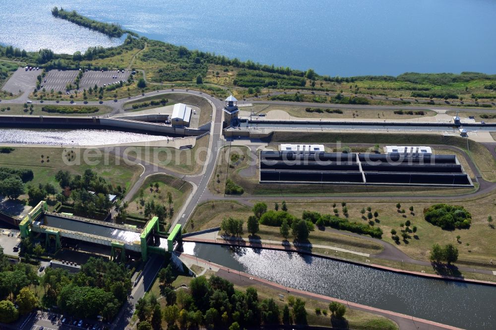 Magdeburg from the bird's eye view: Thrift lock Rothensee in the Rothensee connection canal at the waterway cross Magdeburg and the lift lock Rothensee in the state Saxony-Anhalt