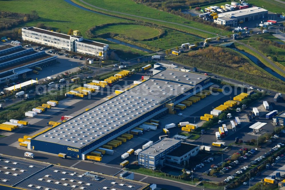 Schönefeld from the bird's eye view: Freight forwarding building a logistics and transport company DACHSER SE on Thomas-Dachser-Allee in Schoenefeld in the state Brandenburg, Germany