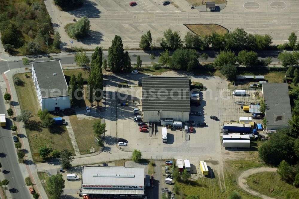 Berlin from the bird's eye view: Freight forwarding building a logistics and transport company Ilona Ramm at the Boxberger Strasse in Berlin in Germany