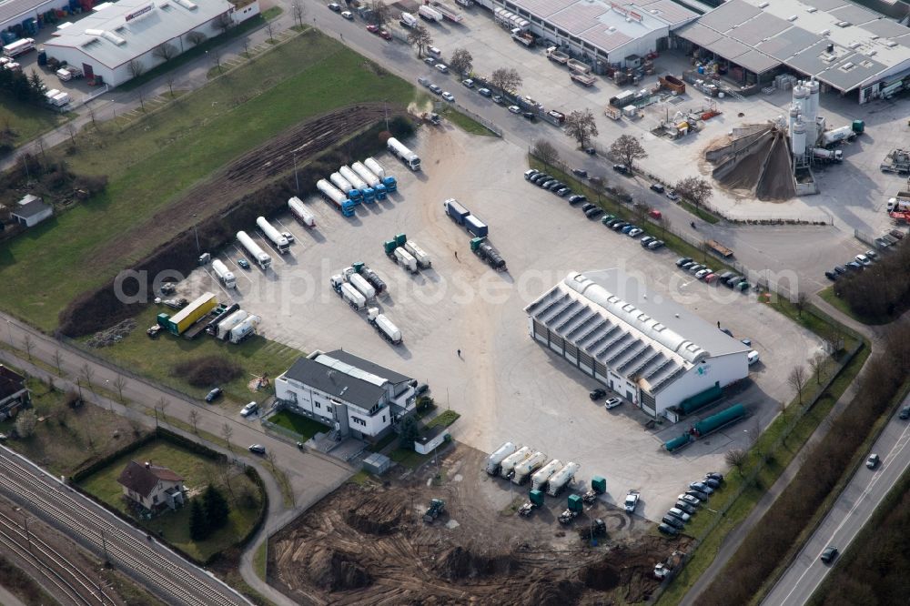 Aerial photograph Stutensee - Freight forwarding building a logistics and transport company Mahler Transporte in Stutensee in the state Baden-Wuerttemberg, Germany