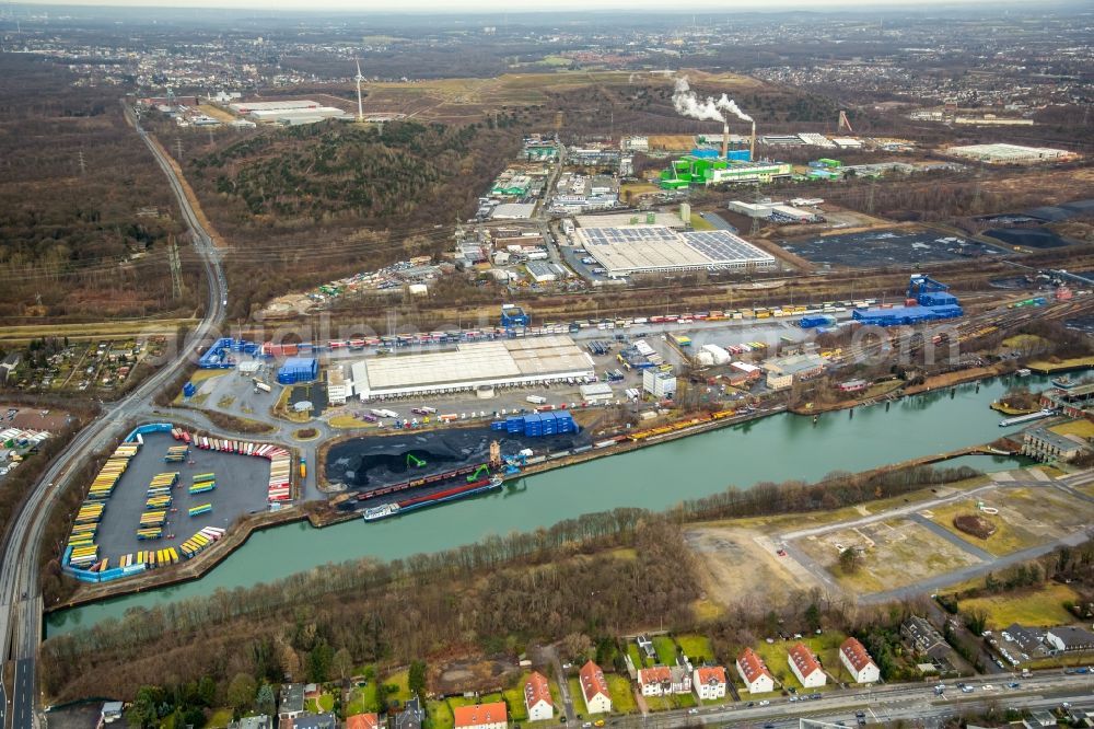 Aerial photograph Herne - Freight forwarding building a logistics and transport company Mueller - Die lila Logistik GmbH Am Westhafen in the district Wanne-Eickel in Herne in the state North Rhine-Westphalia