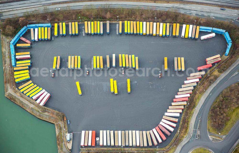 Herne from above - Freight forwarding building a logistics and transport company Mueller - Die lila Logistik GmbH Am Westhafen in the district Wanne-Eickel in Herne in the state North Rhine-Westphalia