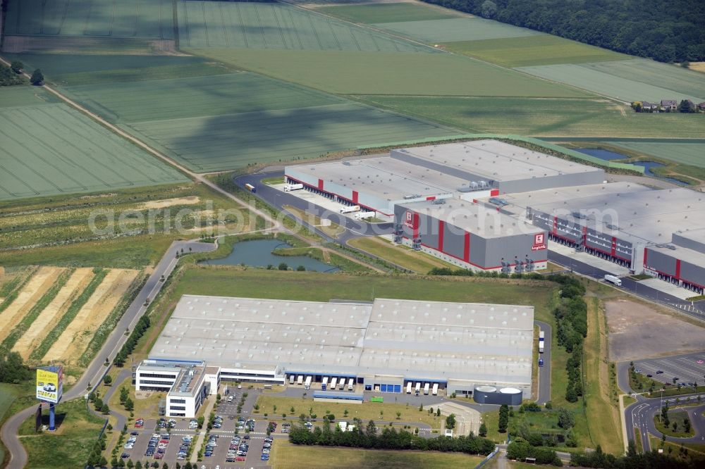 Barsinghausen from above - Freight forwarding building of company Lyreco Deutschland GmbH in Barsinghausen in the state Lower Saxony