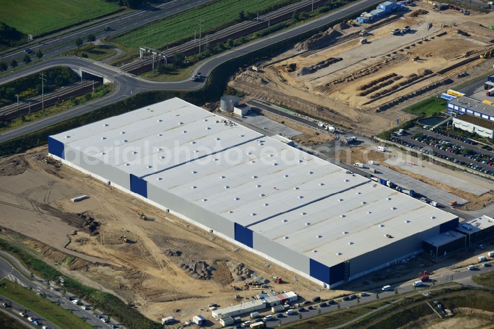 Berlin from the bird's eye view: View of shipping and stock new construction of the Dachser GmbH & Co. KG in Berlin