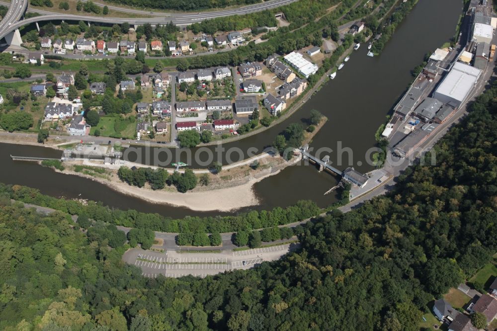 Lahnstein from the bird's eye view: Lockage of the on Lahn in Lahnstein in the state Rhineland-Palatinate, Germany