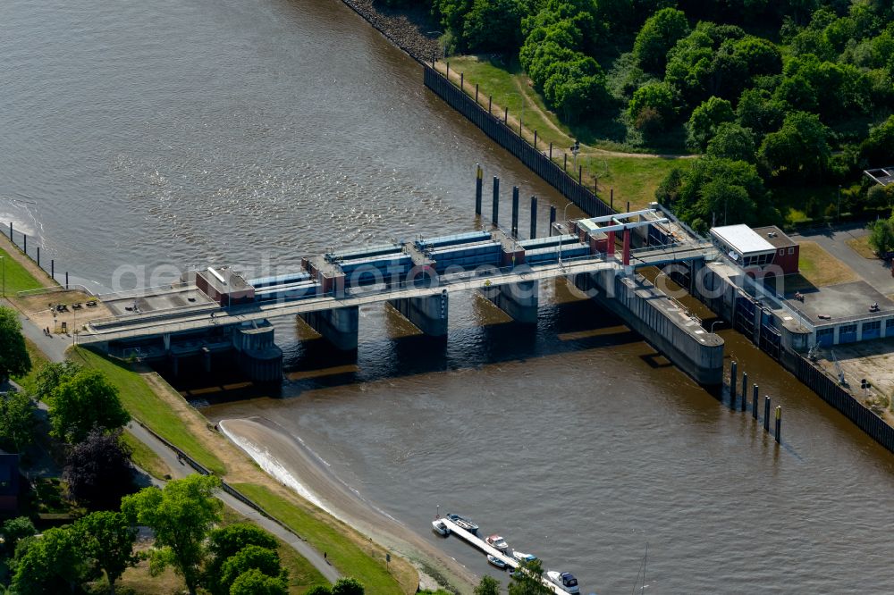 Aerial photograph Bremen - Lockage of the Lesumsperrwerk in the district Grohn in Bremen, Germany