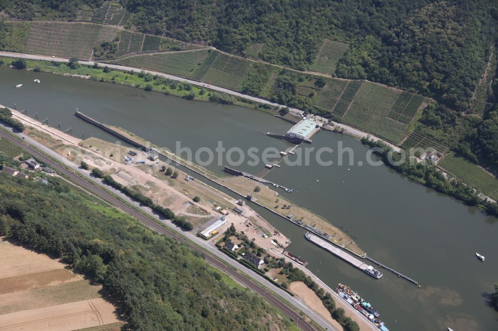 Aerial image Lehmen - Lockage of the of the river Mosel in Lehmen in the state Rhineland-Palatinate, Germany