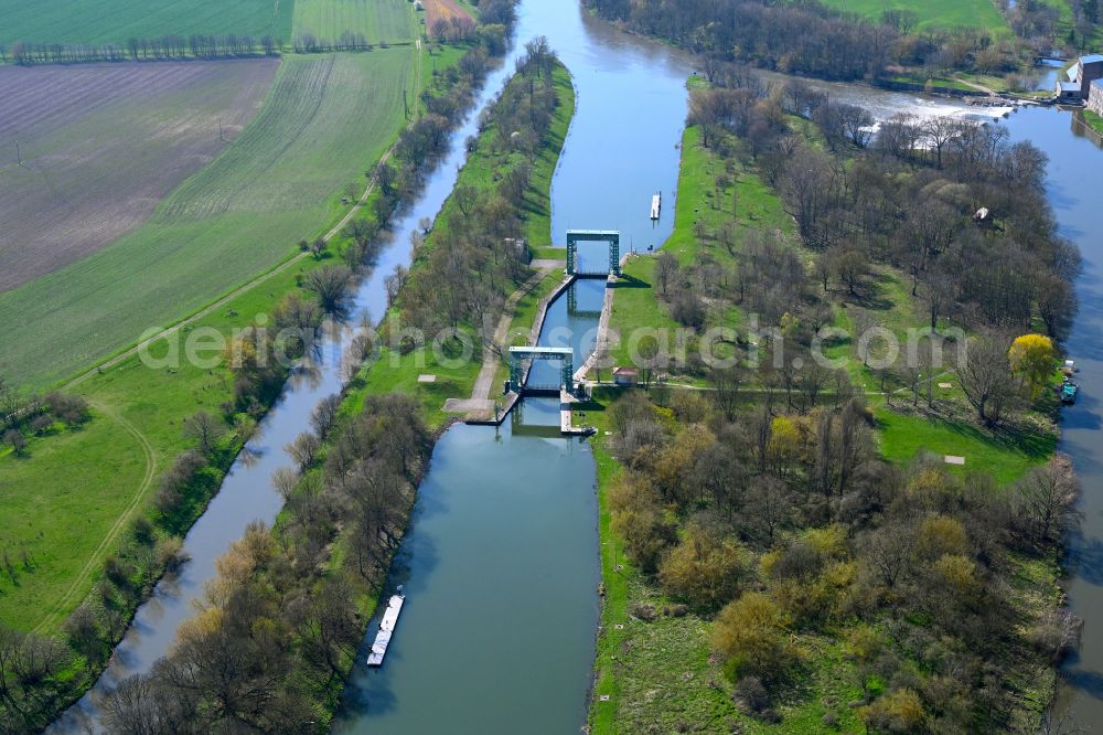 Aerial image Wettin - Barrier lock systems of the lock on the course of the river Saale on the street Muehlweg in Wettin in the state Saxony-Anhalt, Germany