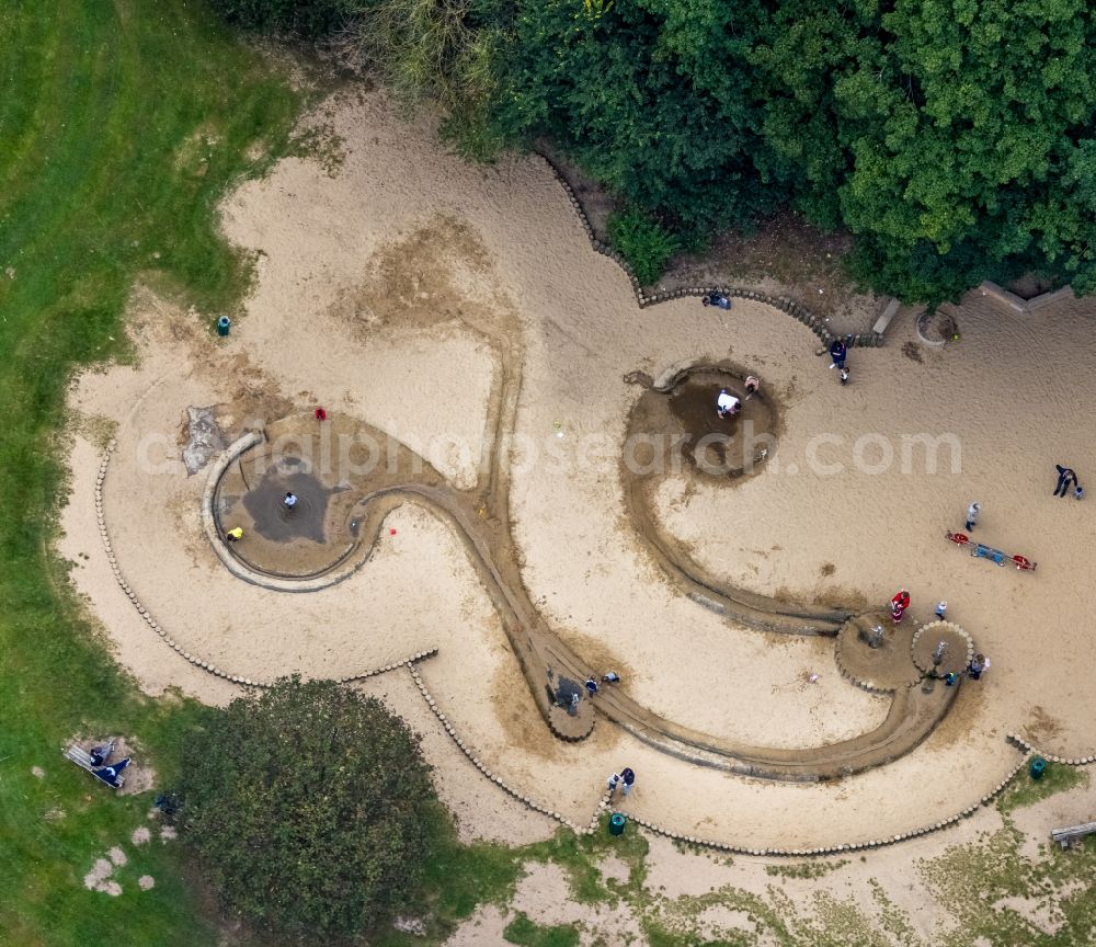 Witten from the bird's eye view: playground Spielplatz Hohenstein in Witten in the state North Rhine-Westphalia, Germany