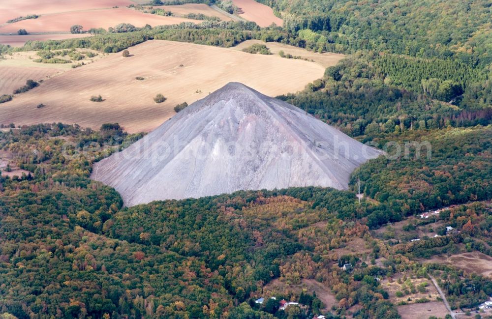 Sangerhausen from the bird's eye view: Pointed cone dumps of the mine Sangerhausen in Saxony-Anhalt