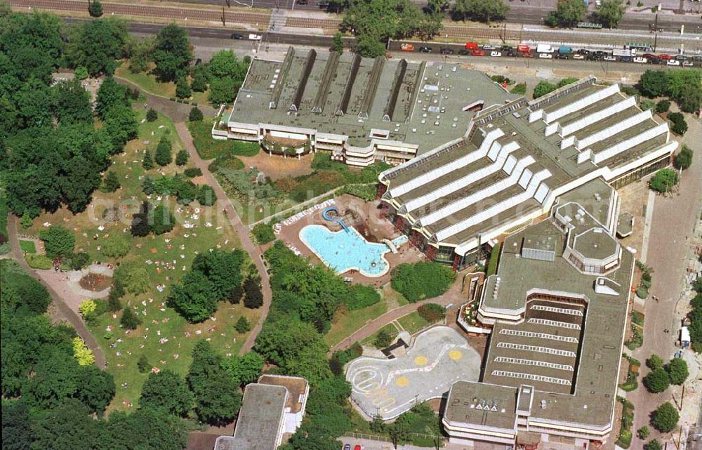 Berlin - Friedrichshain from above - Sport- und Erholungszentrum (SEZ) am Volkspark Friedrichshain.