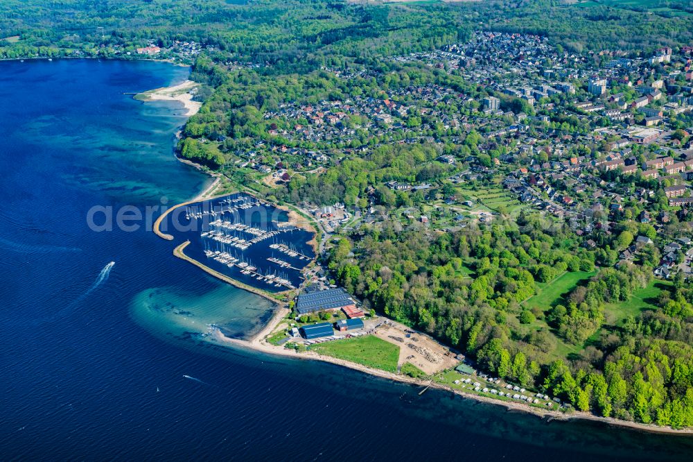 Flensburg from above - Pleasure boat and sailing boat mooring and boat moorings in the harbor Flensburg Yachtclub e.V. in the district Muerwik in Flensburg in the state Schleswig-Holstein, Germany