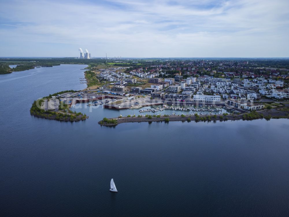 Zwenkau from the bird's eye view: Pleasure boat and sailing boat mooring and boat moorings in the harbor on Zwenkauer See on street Hafenstrasse in Zwenkau in the state Saxony, Germany