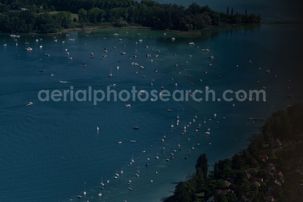 Konstanz from the bird's eye view: Pleasure boats and sailing boats on Lake Constance in Konstanz on Lake Constance in the state Baden-Wuerttemberg, Germany