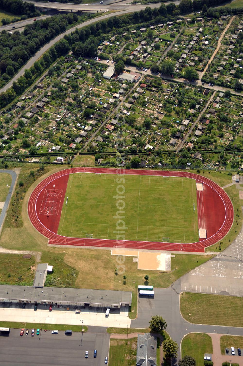 Aerial photograph Frankfurt am Main - Blick auf die Sportanlage Frankfurter Berg des TSG 1957 Frankfurter Berg. Die Anlage wurde 1959 errichtet und ist der größte Hartplatz Frankfurts.