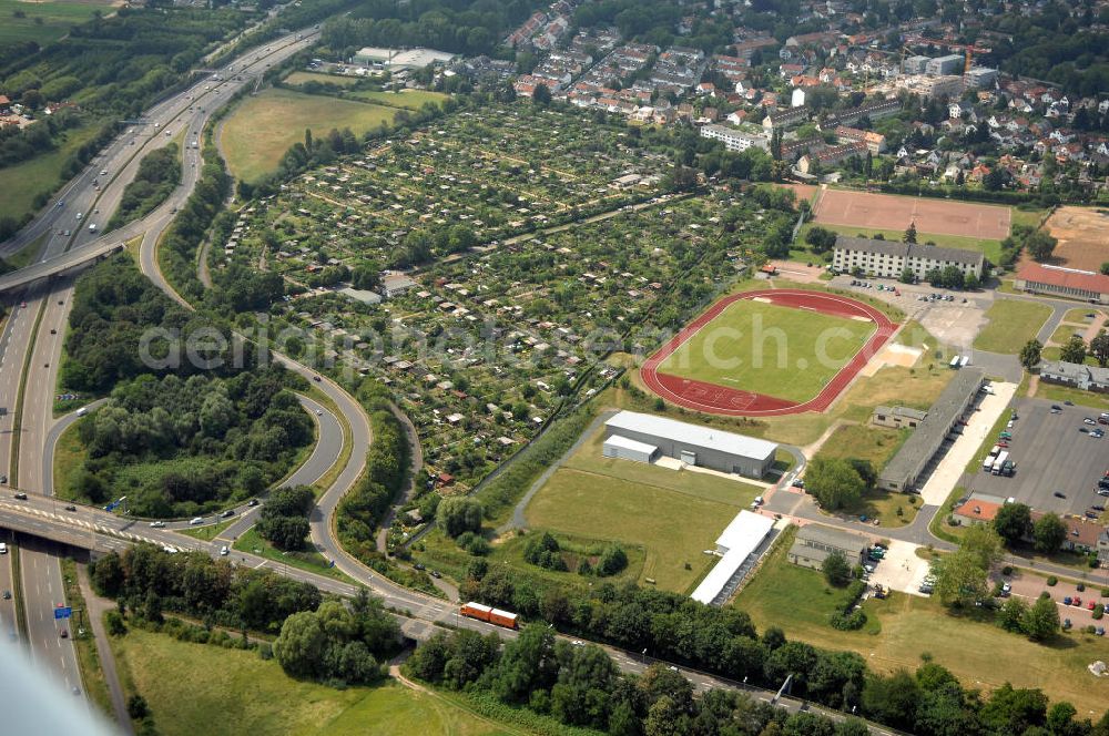 Frankfurt am Main from the bird's eye view: Blick auf die Sportanlage Frankfurter Berg des TSG 1957 Frankfurter Berg. Die Anlage wurde 1959 errichtet und ist der größte Hartplatz Frankfurts.