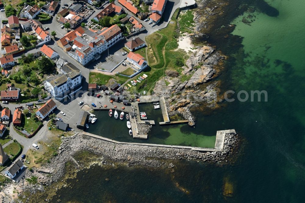 Aerial photograph Allinge- Sandvig - Pleasure boat marina with docks and moorings on the shore area in Allinge- Sandvig on Bornholm Island in Region Hovedstaden, Denmark