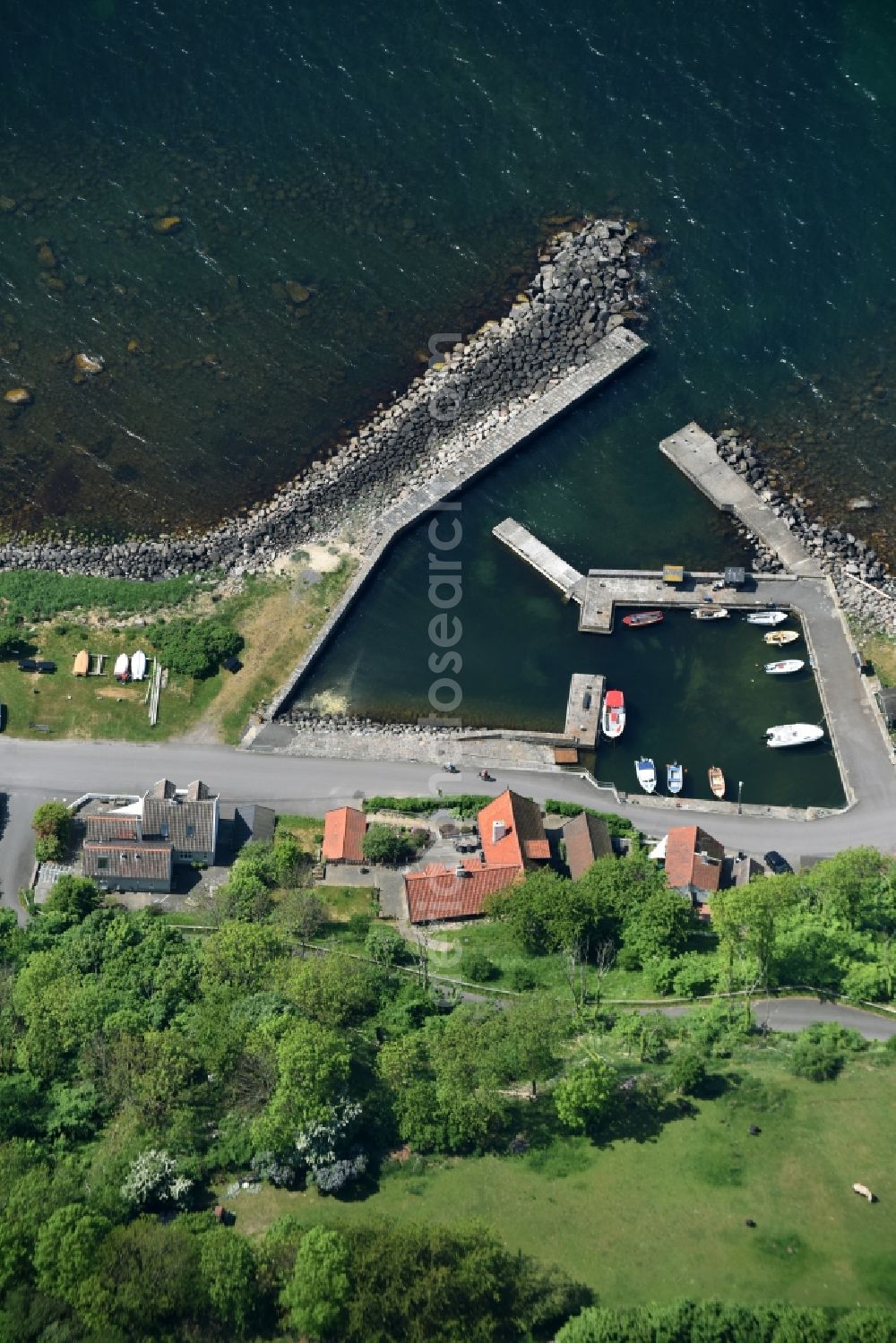 Aerial photograph Hasle - Pleasure boat marina with docks and moorings on the shore area in Hasle in Region Hovedstaden, Denmark