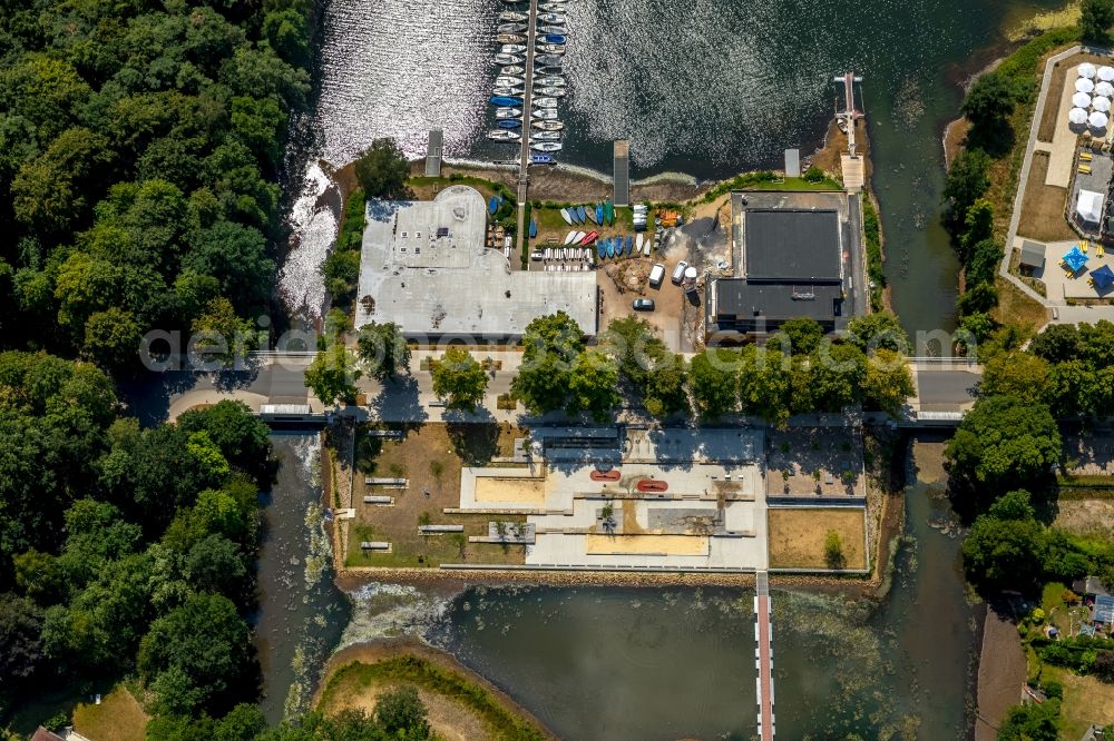 Aerial photograph Haltern am See - Pleasure boat marina with docks and moorings on the shore area Muehlenbach in Haltern am See in the state North Rhine-Westphalia, Germany