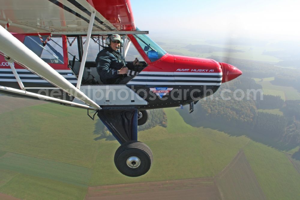 Aerial photograph Leinfelden-Echterdingen - Sport Aircraft Aviat Husky A1 on the grounds of the Stuttgart Airport in Leinfelden in the state of Baden-Wuerttemberg