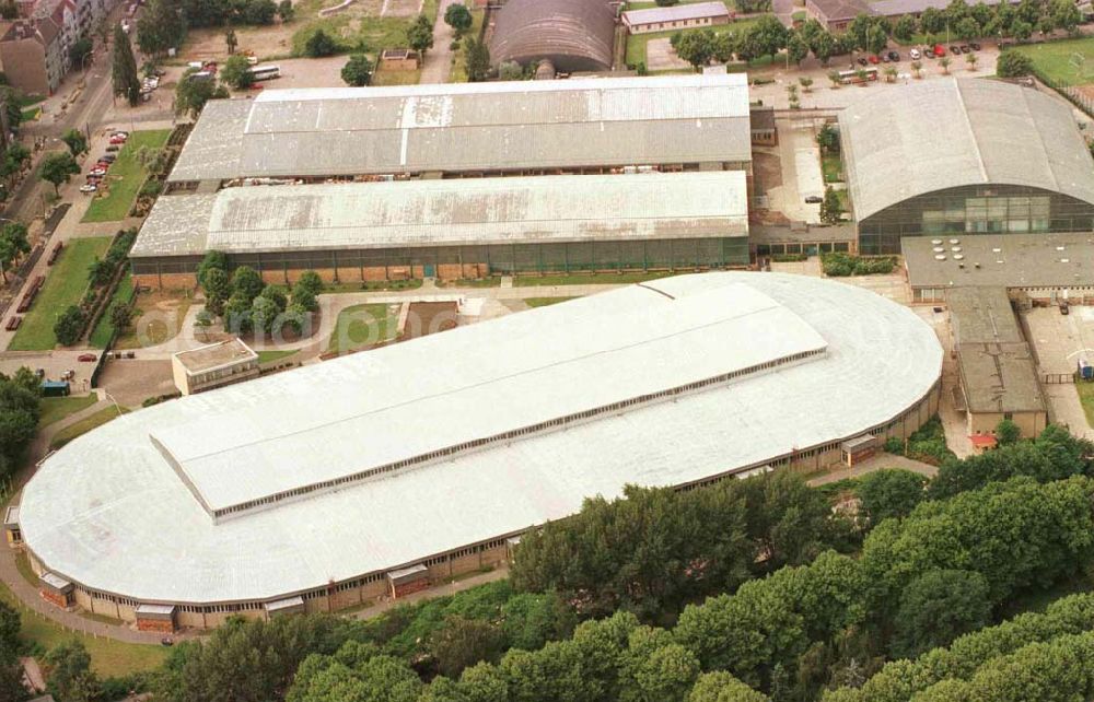 Berlin / Hohenschönhausen from the bird's eye view: Sportforum Berlin-Weißensee an der Indira-Ghandi Straße