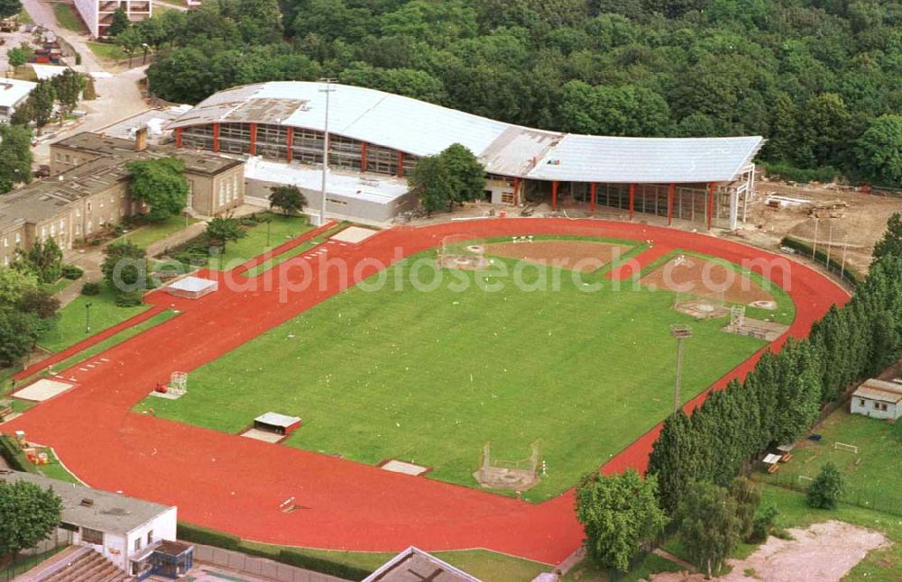 Aerial photograph Berlin / Hohenschönhausen - Sportforum Berlin-Weißensee an der Indira-Ghandi Straße