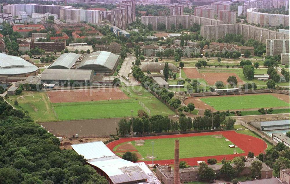 Aerial image Berlin / Hohenschönhausen - Sportforum Berlin-Weißensee an der Indira-Ghandi Straße