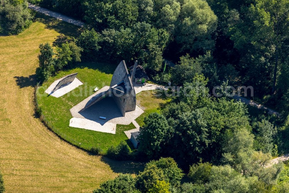 Aerial photograph Beckum - Climbing wall of the German Alpine Club in the Phoenix Activity Park in Beckum in the federal state of North Rhine-Westphalia, Germany