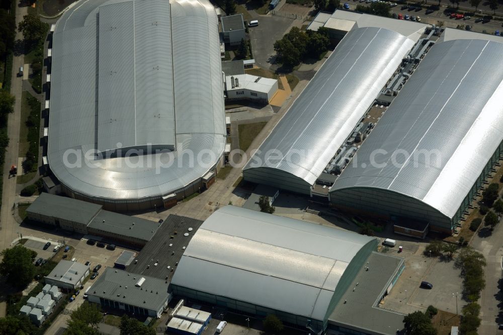 Berlin from above - Compound of the Sportforum Hohenschoenhausen in the Alt-Hohenschoenhausen part of the district of Lichtenberg in Berlin in Germany. The second largest sports and training facilities of Berlin include a complex of sports halls which are listed as protected buildings