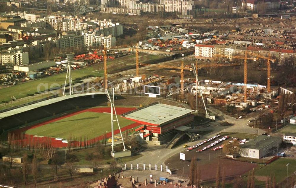 Aerial image Berlin - 13.02.95 Sporthallenbau im Jahnsportpark in Berlin-Prenzlauerberg