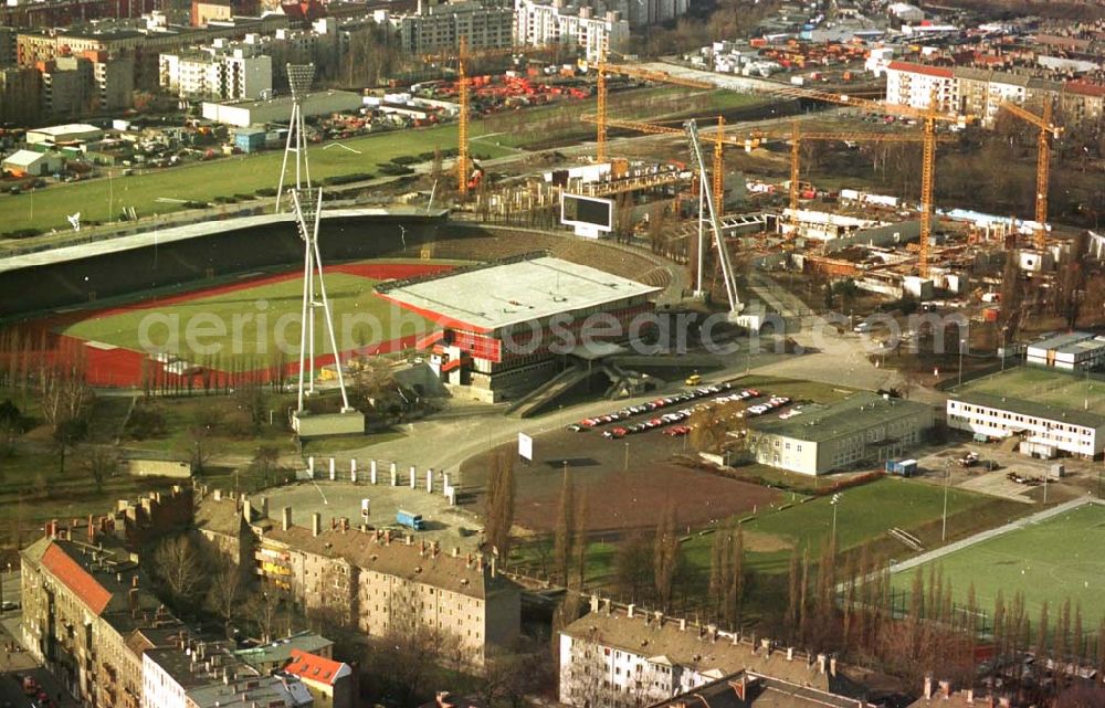 Aerial photograph Berlin - 13.02.95 Sporthallenbau im Jahnsportpark in Berlin-Prenzlauerberg