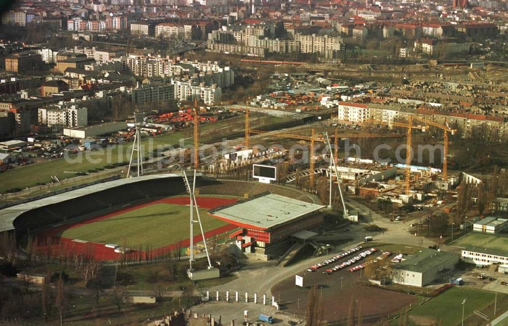 Aerial image Berlin - 13.02.95 Sporthallenbau im Jahnsportpark in Berlin-Prenzlauerberg